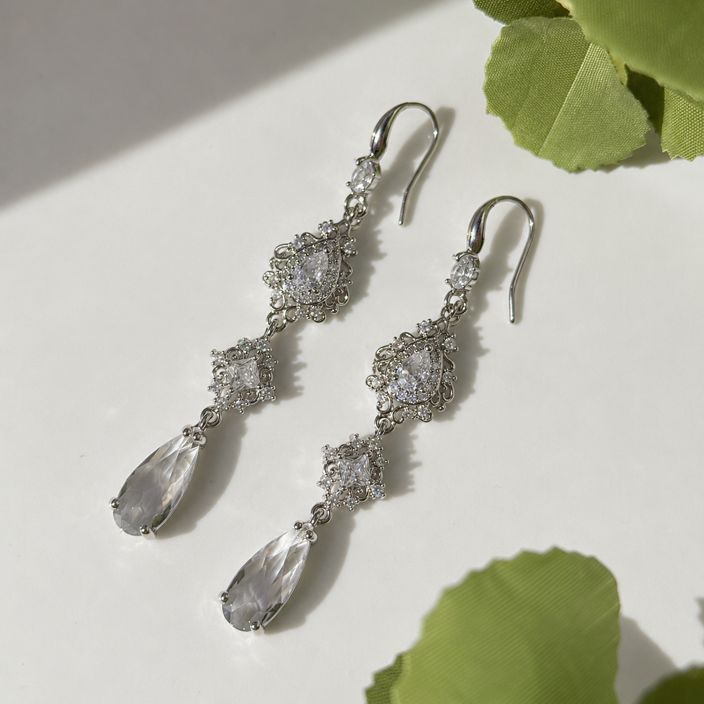 Ravessia Silver Jewelry Set
