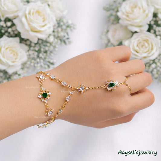 Ravessia Emerald Hand Chain