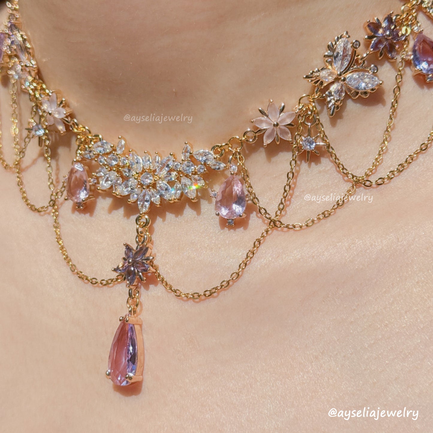 Sarelia Necklace