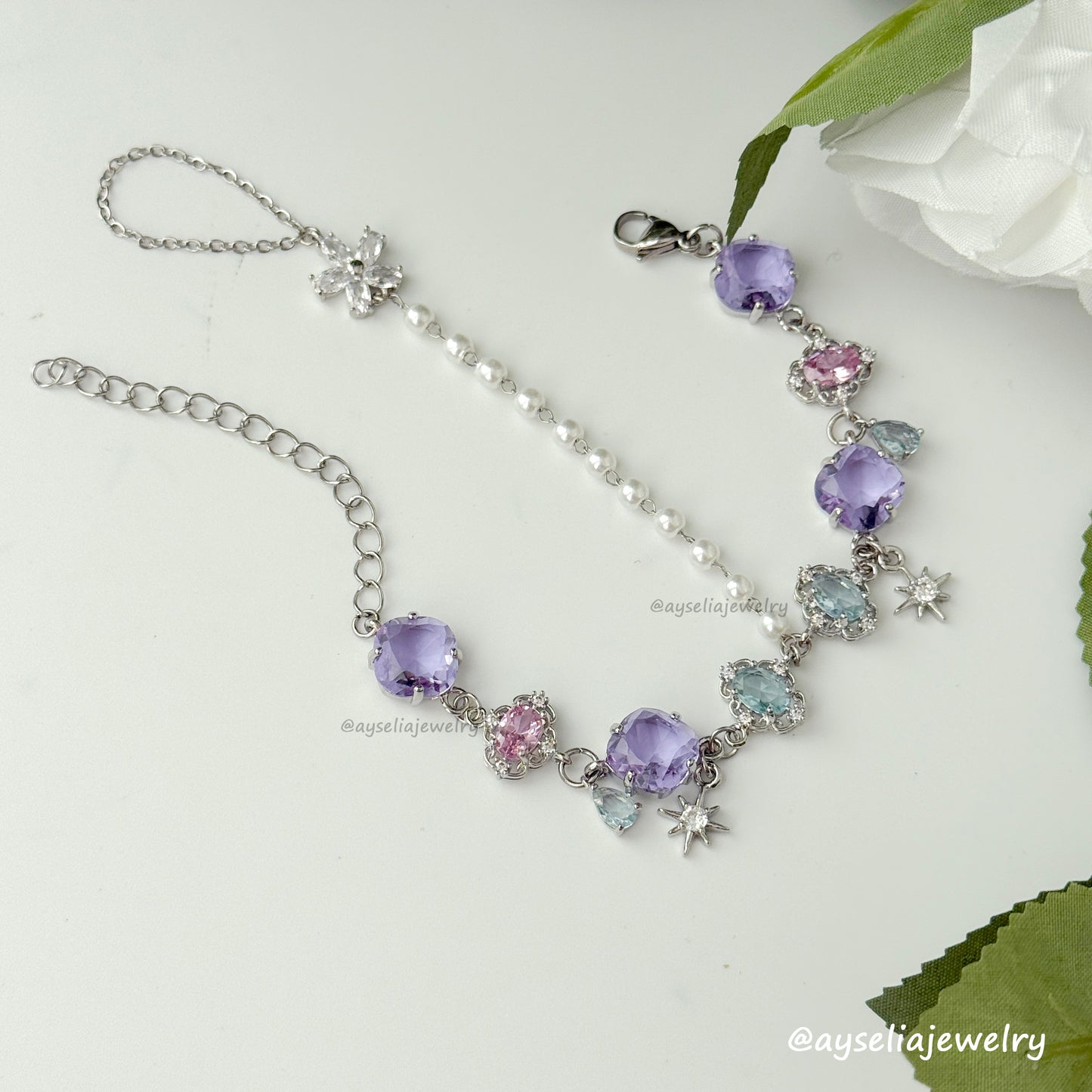 Auralyn Necklace