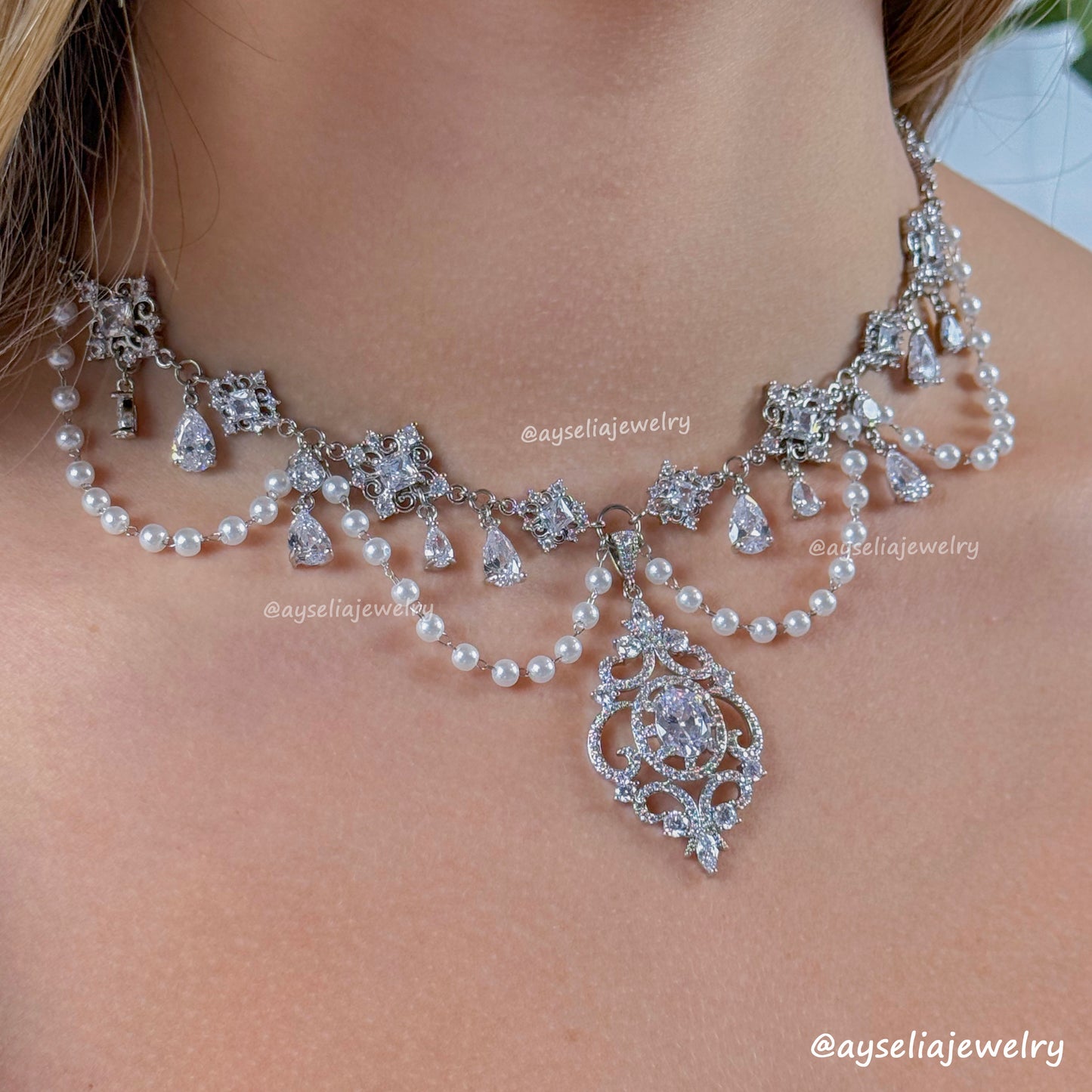 Lucella Silver Jewelry Set