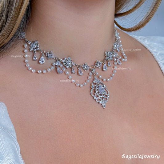 Lucella Silver Jewelry Set