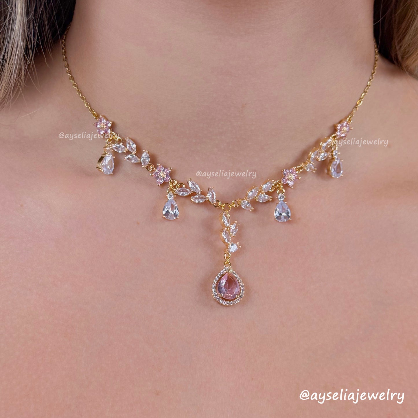 Cerelia Jewelry Set