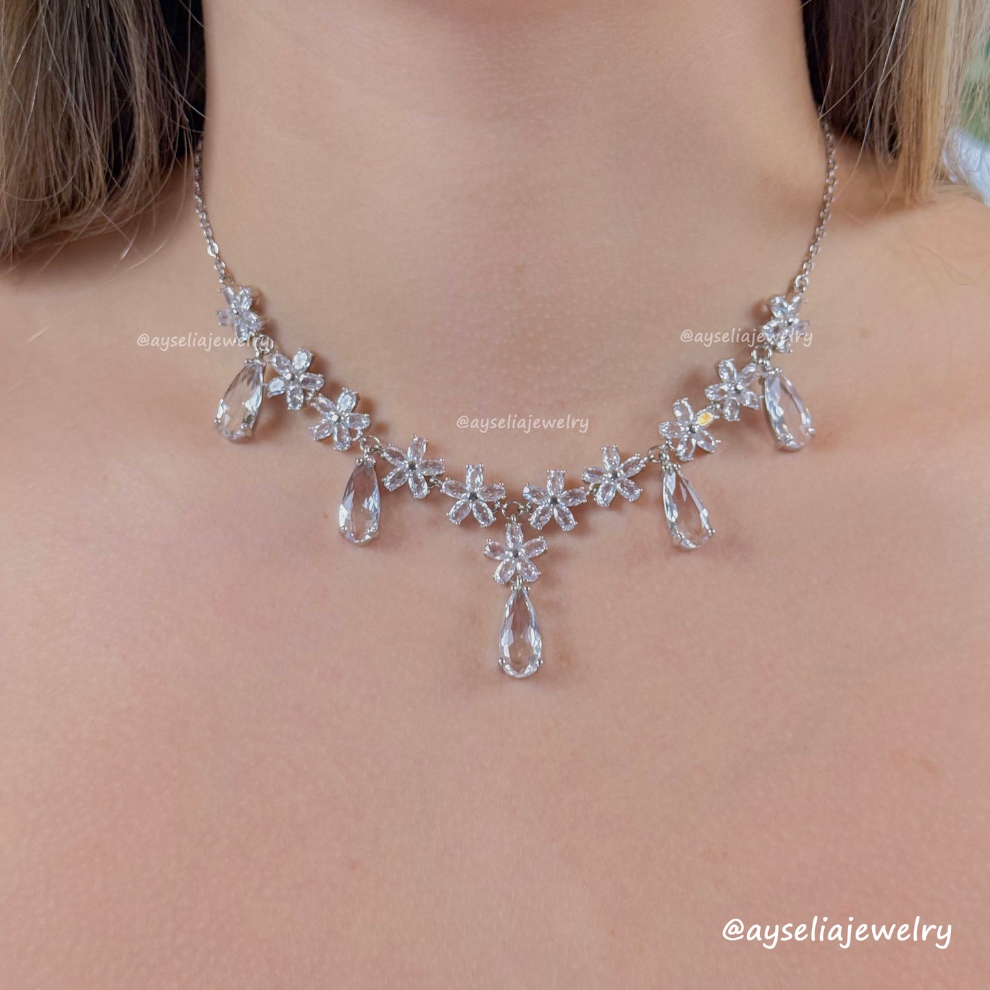 Crystalyn Jewelry Set