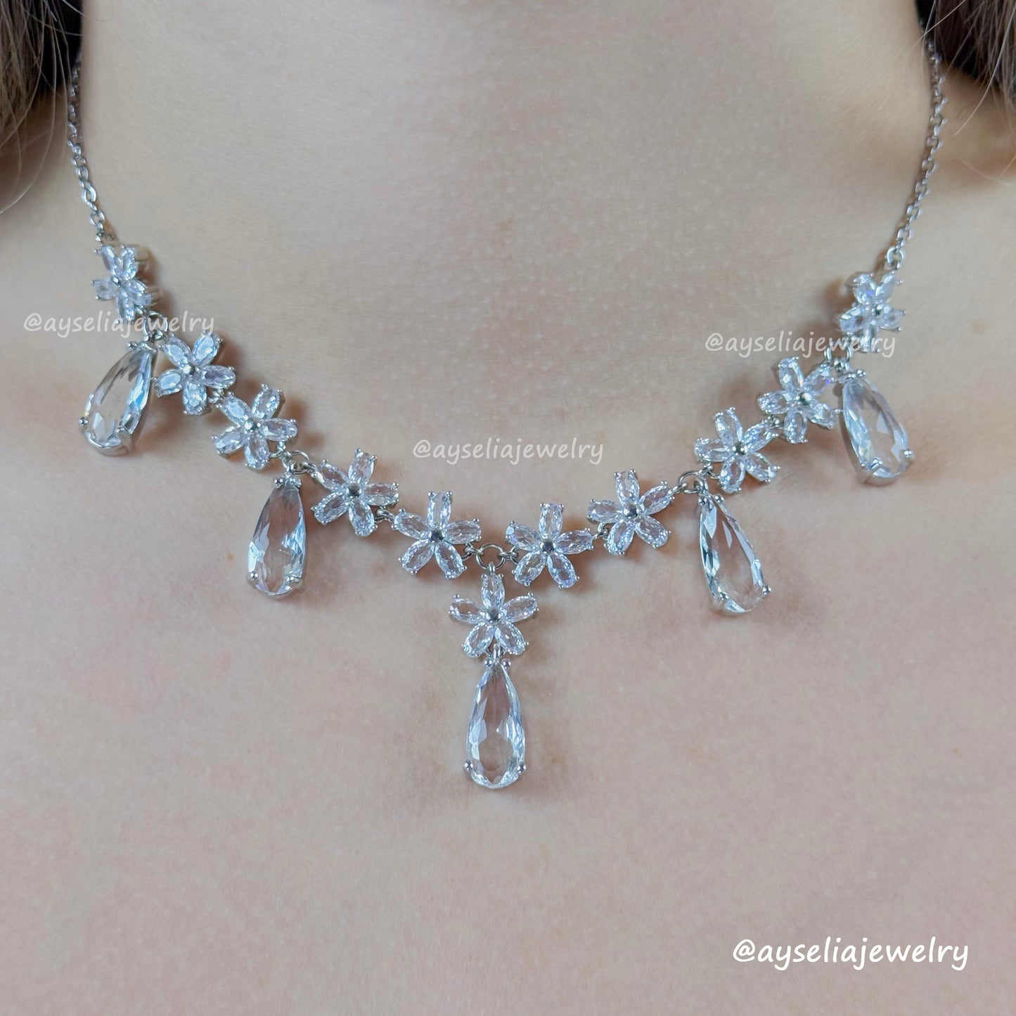 Crystalyn Jewelry Set