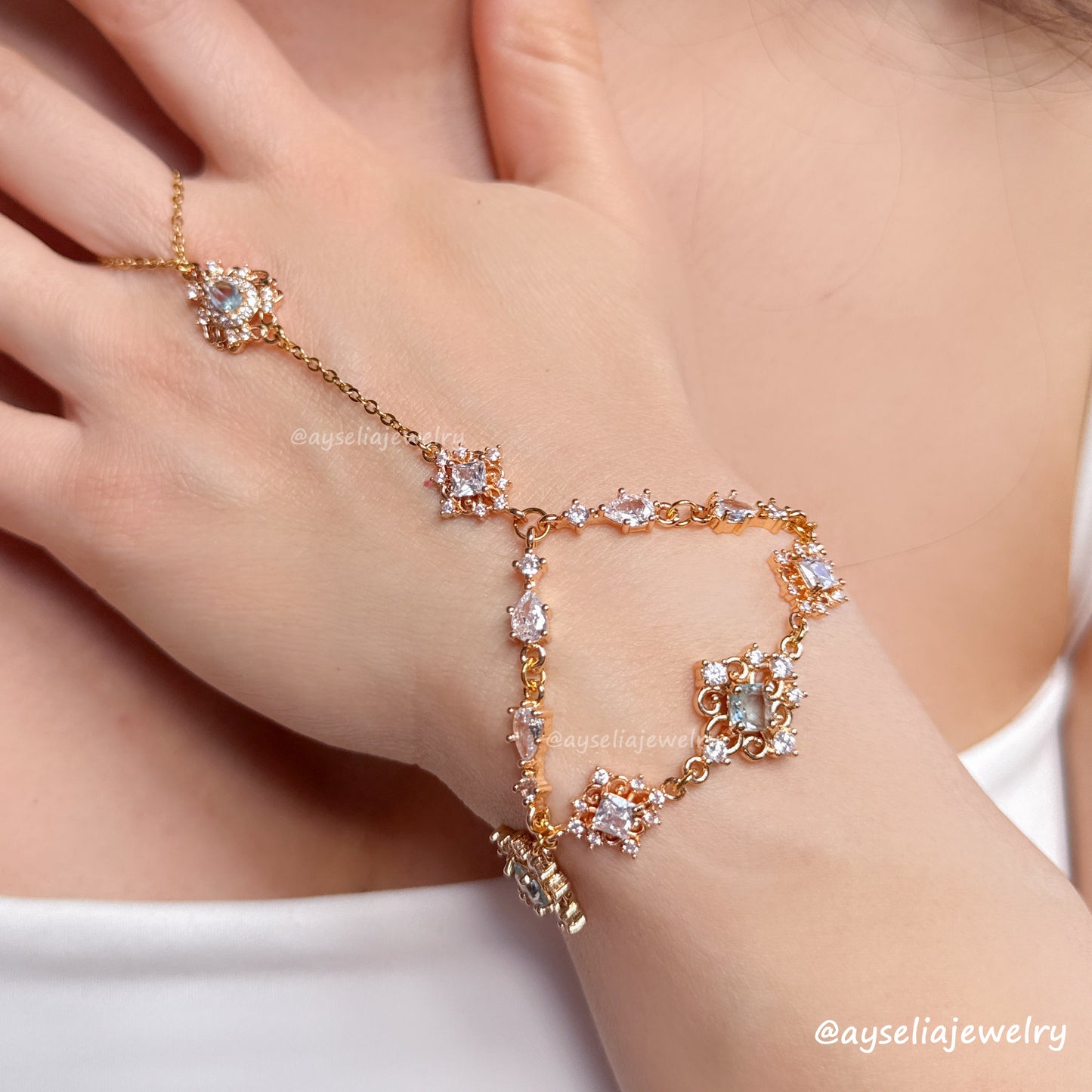 Lucella Necklace