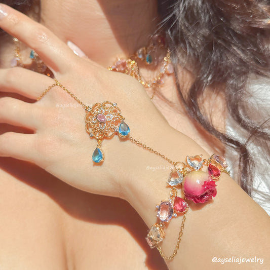 Athanasia Hand Chain