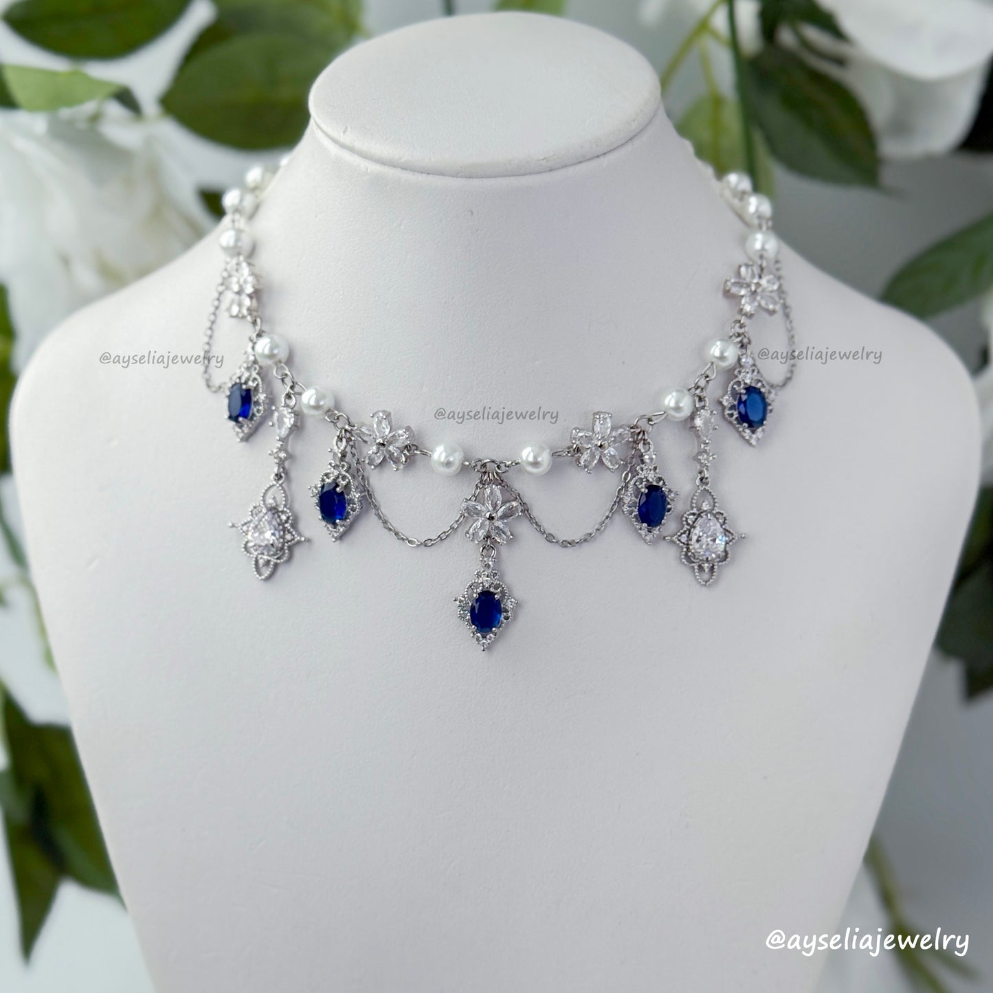 Aria Roscente Jewelry Set