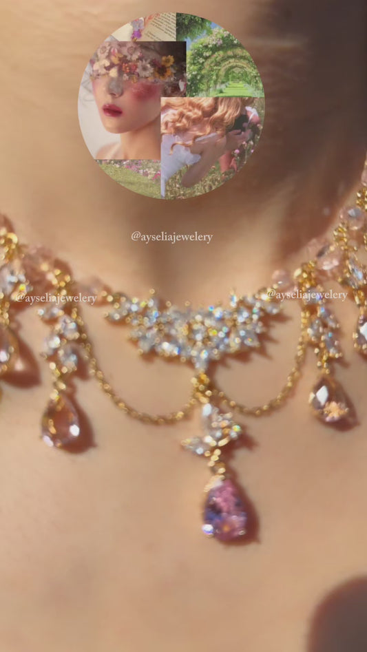 Elysia Floral Necklace